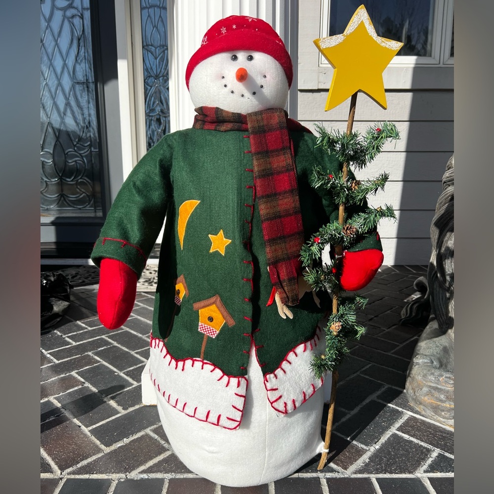 Vintage Primitive Snowman Felt Statue Christmas Decor!
